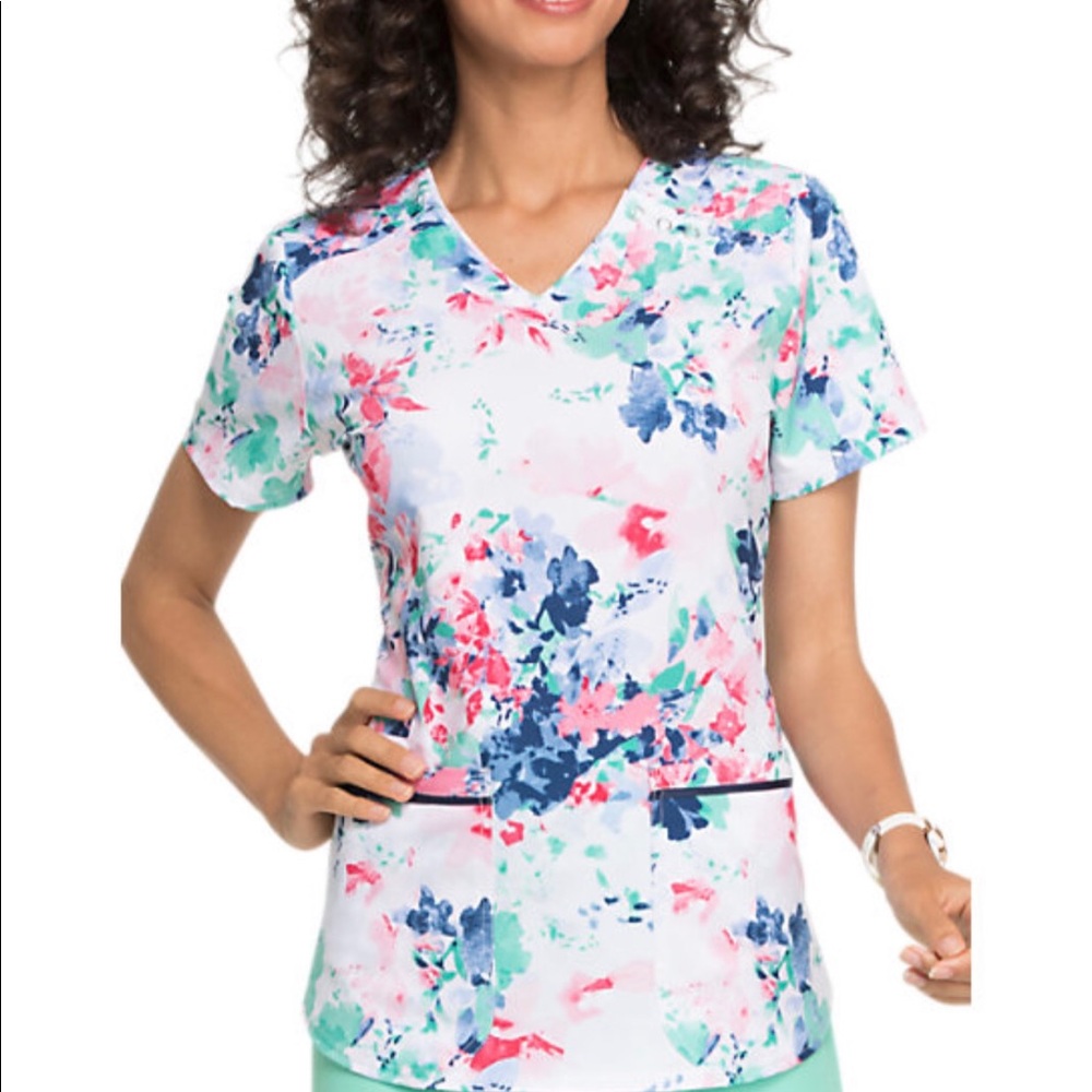 ELLE Floral Scrub Top